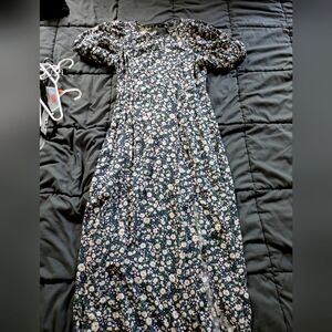 Floral Midi Puffed Sleeve Dress